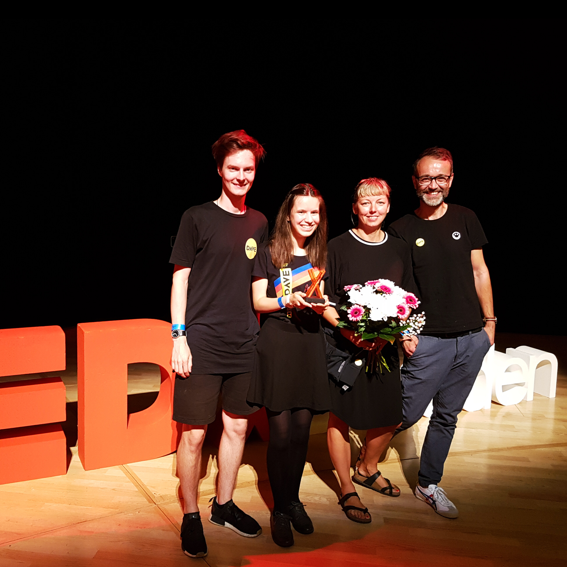 Bild über die Neuigkeit DAVE e.V. gewinnt TEDxDresden Award 2019 