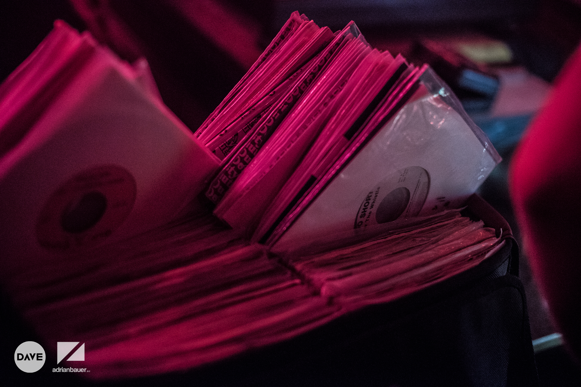 Bild über die Neuigkeit DAVE DJ-Contest 2021: Open Call 