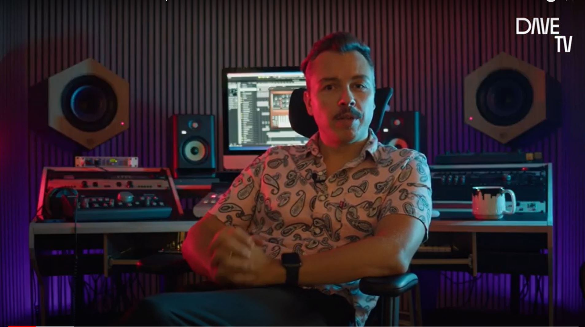 Bild über die Neuigkeit DAVE Feature: Studiovisit bei Purple Disco Machine 