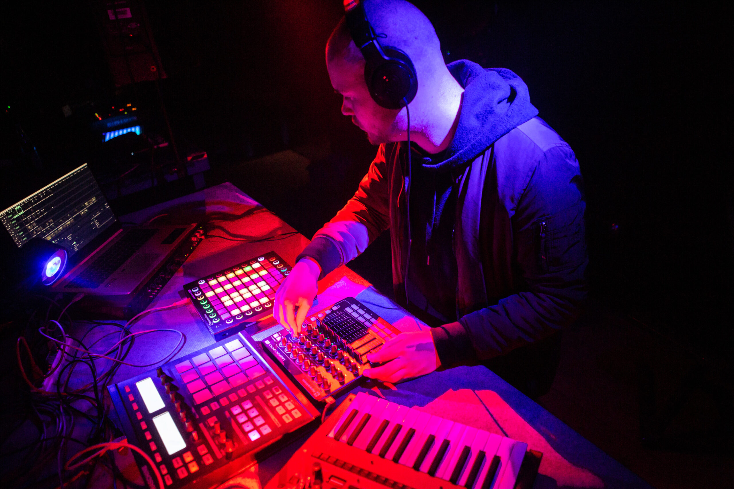 Bild über die Neuigkeit DAVE Feature: WOLFKID 