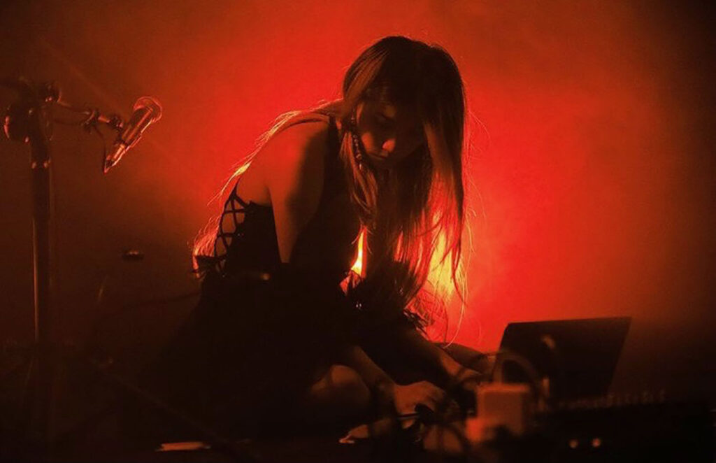 Artistfoto von Flora Yin Wong