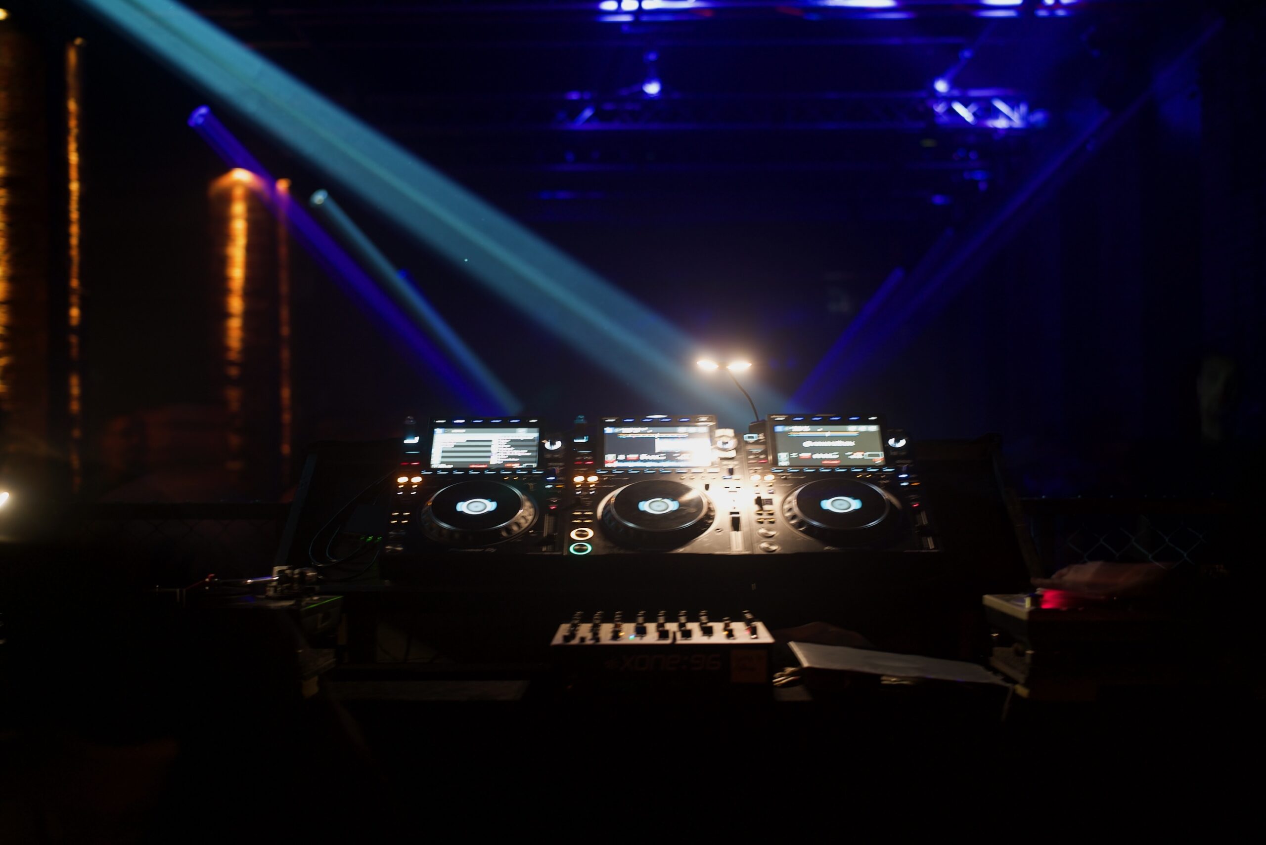 Bild über die Neuigkeit Call for Entries: DAVE DJ Contest 2024 