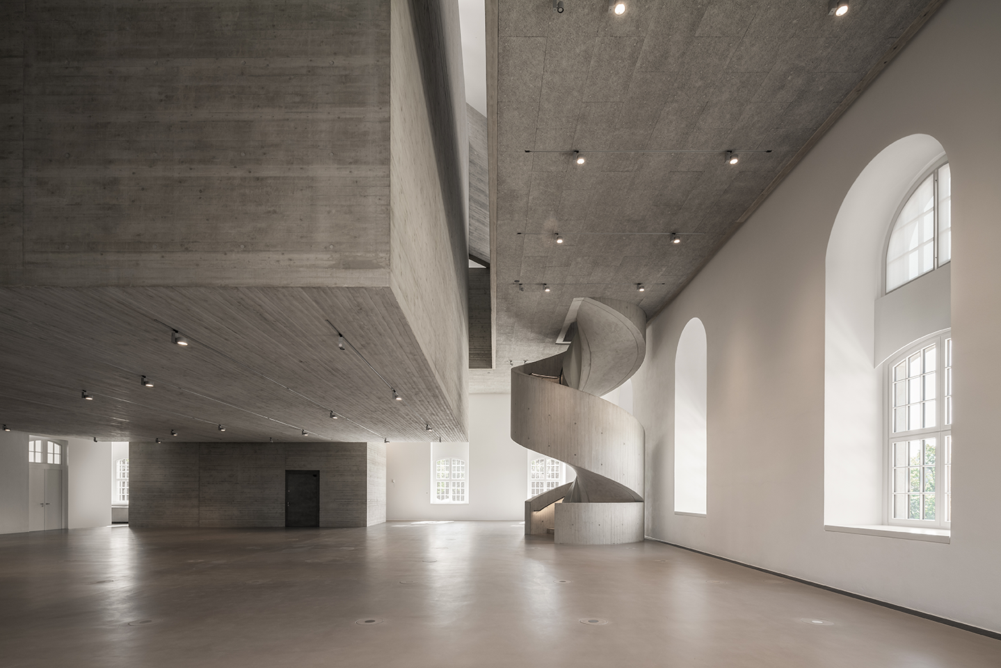 Bild der Veranstaltung Club Contraire: DAVE x Archiv der Avantgarden  – Egidio Marzona // Concert #1