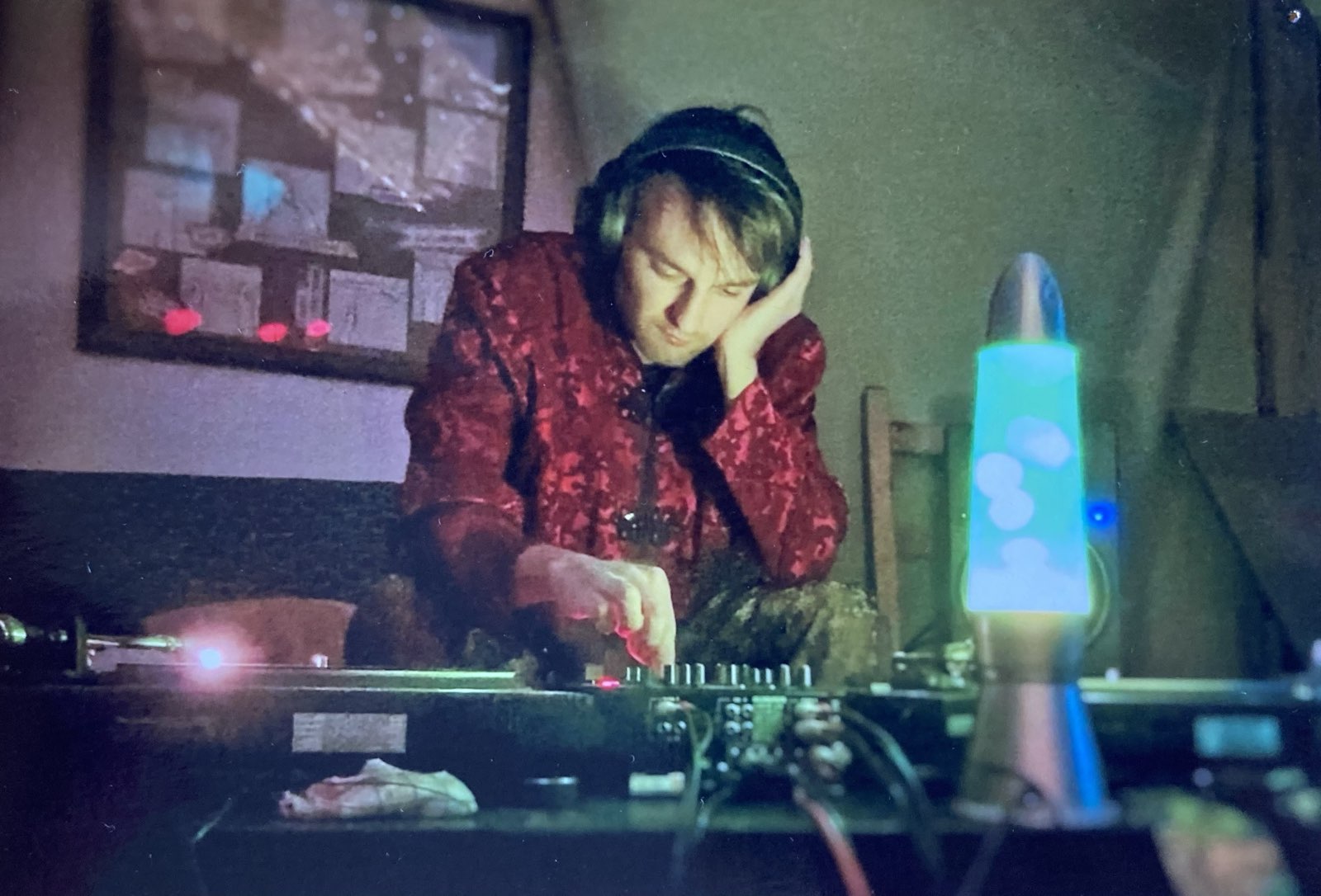 Bild über DAVE Podcast #53 – DJ Painkiller